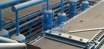 هل يمكن للمعدات التكيف مع أنواع مختلفة من المواد ومتطلبات العملية؟