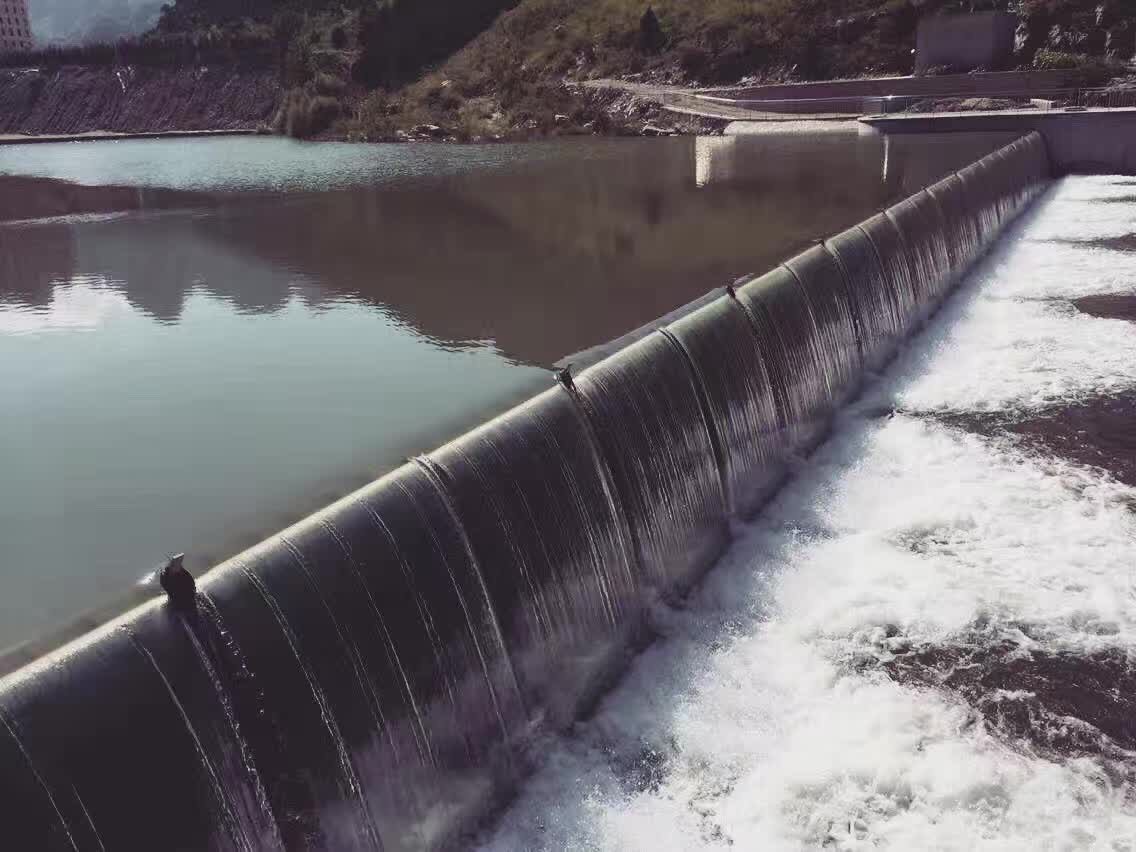 مشروع الحفاظ على المياه سد مياه النهر المطاطي القابل للنفخ