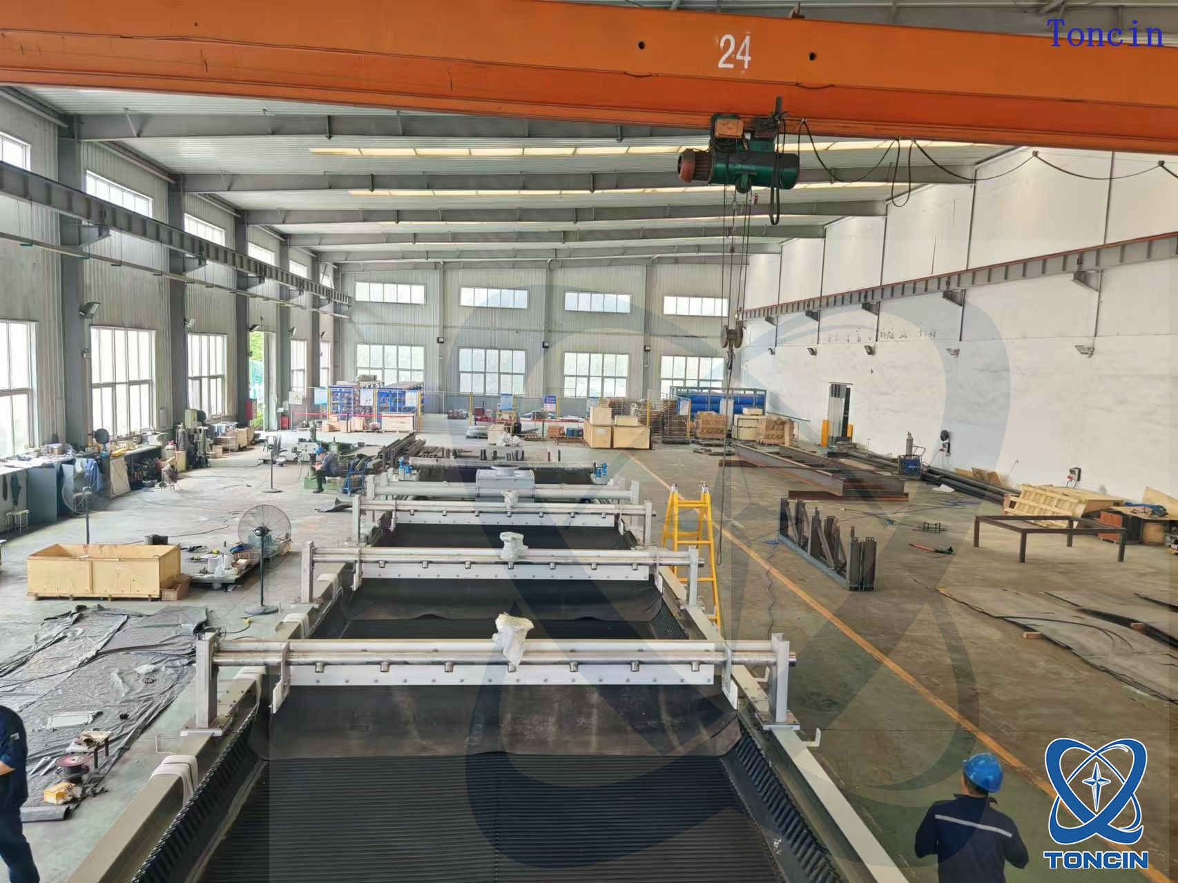 مرشح حزام فراغ أفقي للعمل المستمر عالي الكفاءة